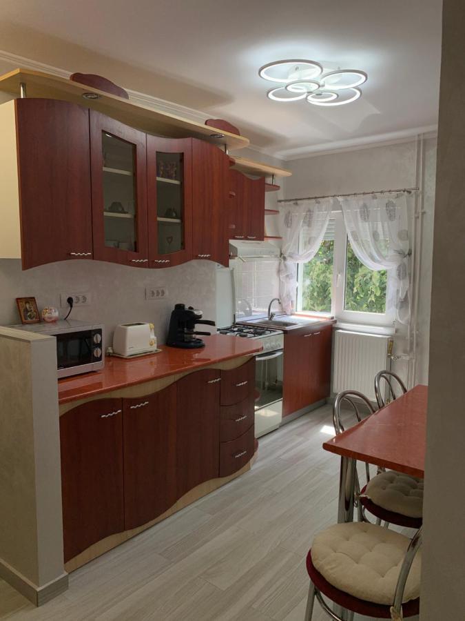 אורדאה Apartament Regim Hotelier מראה חיצוני תמונה